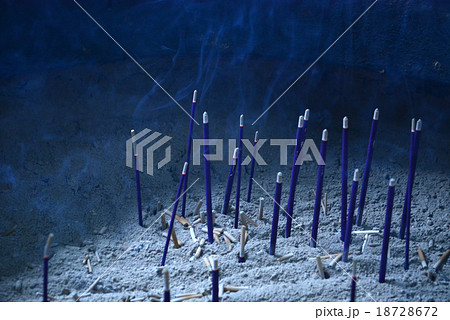 線香 線香 18728672