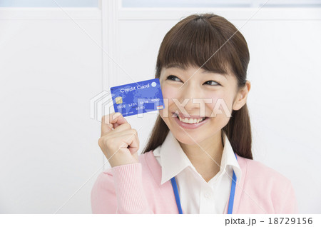 便利なクレジットカード 18729156