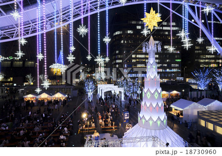 博多駅のクリスマス01 18730960