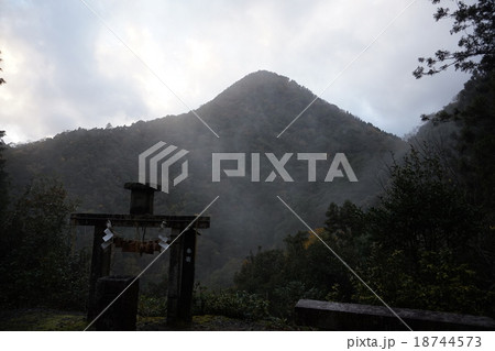 元伊勢神社 御神山 元伊勢神社 御神山 18744573