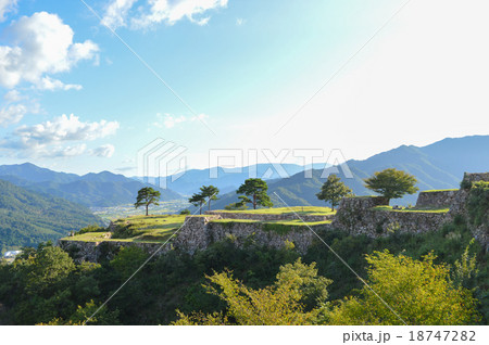 竹田城跡 奥行き 18747282