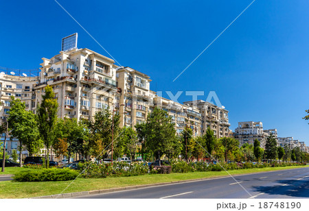Residential buildings in Unirii Boulevard Residential buildings in Unirii Boulevard 18748190