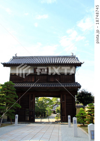 崇福寺山門 崇福寺山門 18748745