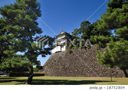 皇居の富士見櫓 18752804