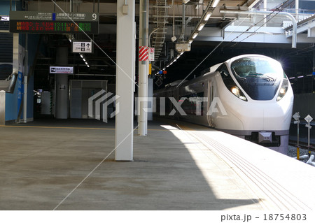 特急ひたち ときわ E657系 品川駅 特急ひたち ときわ E657系 品川駅 18754803