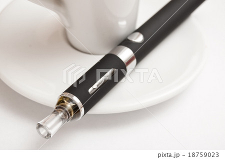 e-cigarette and cup of coffee 18759023
