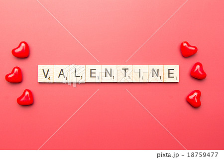 スクラブル文字：VALENTINE 18759477