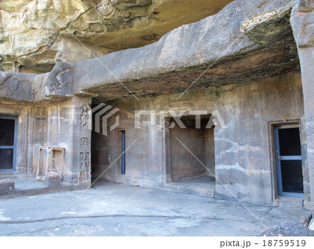 世界遺産「アジャンター石窟群」の「第27窟」（インド） 18759519