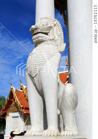Liom marble from the famous marble temple Benchamabophit from Ba 18762115