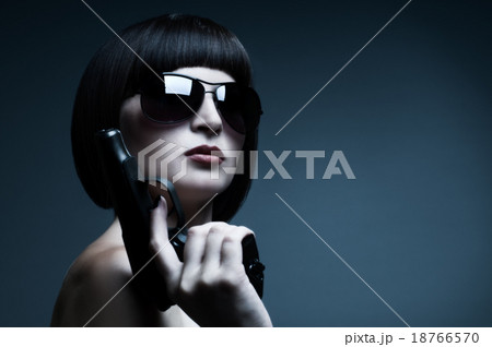 girl soldier 18766570