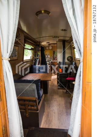 ナローボート 18767132