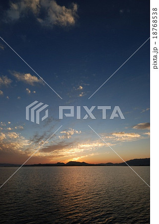 キューピー山の夕焼け2030 キューピー山の夕焼け2030 18768538