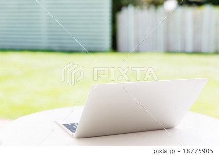 パソコン パソコン 18775905
