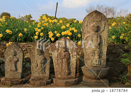路傍の石仏 18778784