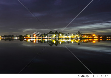 lakeside night 18783837