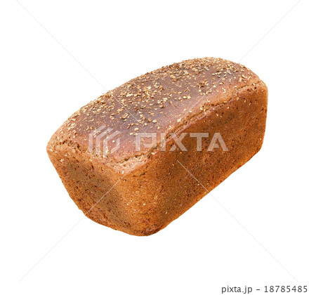 black bread isolated 18785485