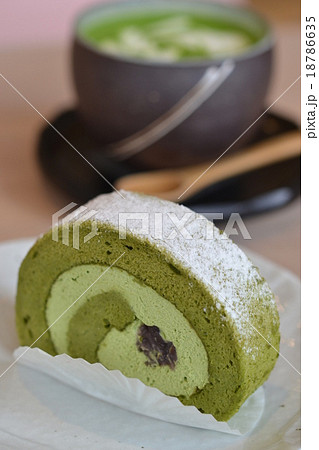 抹茶ロールケーキ 抹茶ロールケーキ 18786635