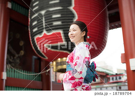 着物　女性 18789704