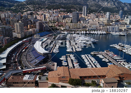 モナコ公国の港 18810297