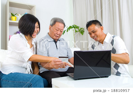 asian family asian family 18810957