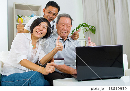 asian family 18810959