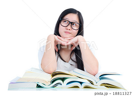 Asian student girl 18811327