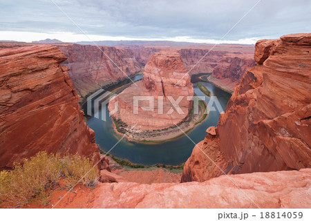 Horseshoe Bend in Page, Arizona, USA 18814059