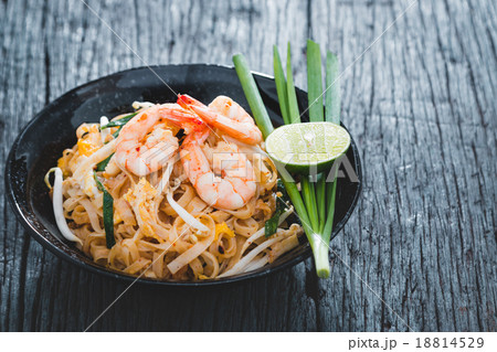 Pad Thai Pad Thai 18814529