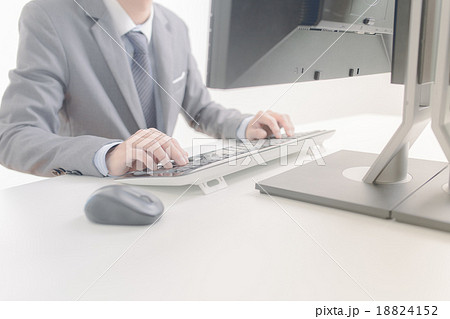 Businessman analyzing investment charts with computer. Accountin 18824152
