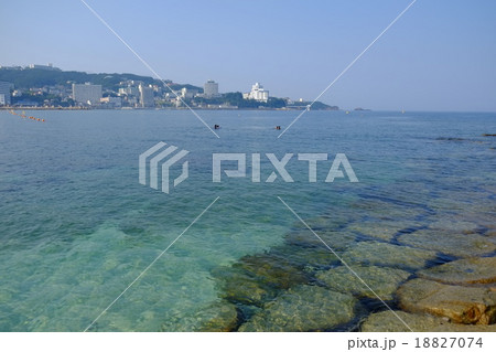 白良浜の海と鉛山湾（権現崎側より） 18827074