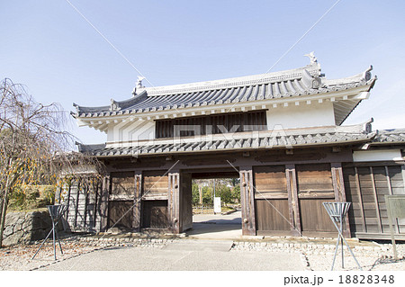 西尾市歴史公園 鍮石門 18828348