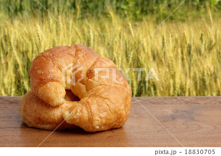 croissant bakery on teakwood table croissant bakery on teakwood table 18830705