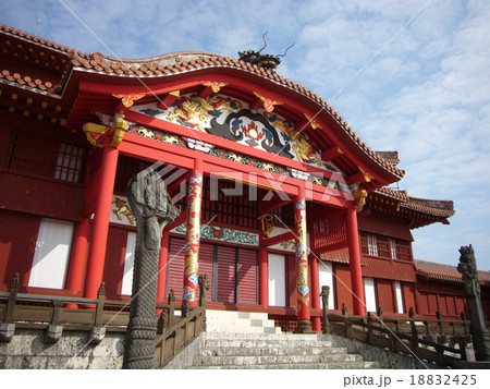 首里城正殿 18832425