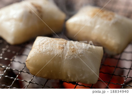 おもち おもち 18834940