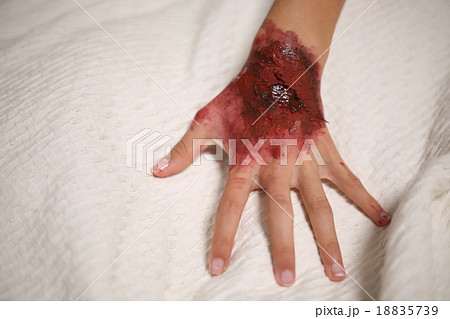 特殊メイク 18835739