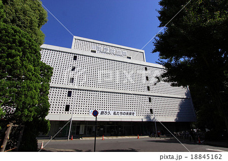 科学技術館 18845162