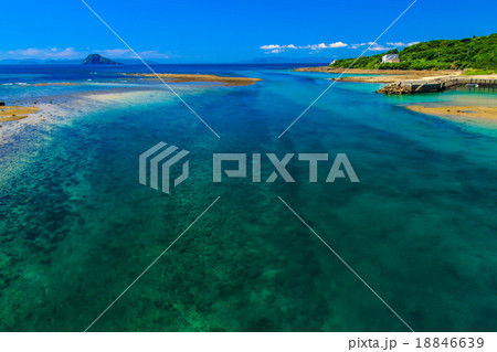 崎戸の海岸風景　ながさきサンセットロード 18846639