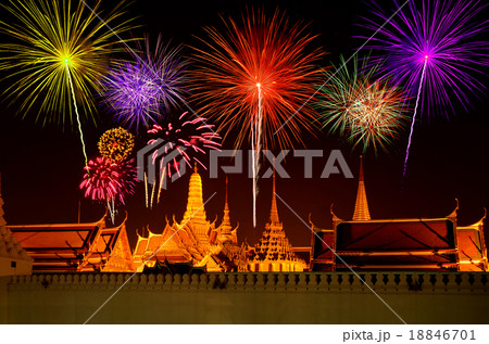 Firework Celebration at Wat Phra Kaeo, Thailand. 18846701
