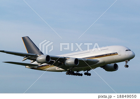 エアバスA380-800 18849050