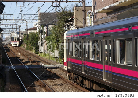 京王線明大前駅のラッシュ時風景の写真素材