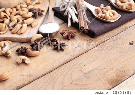 Roasted cashews nuts with natural Roasted cashews nuts with natural 18851385