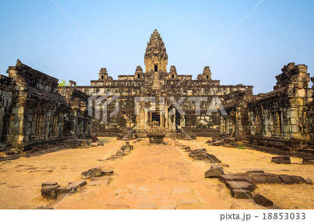 Bakong Prasat temple in Angkor Wat complex 18853033