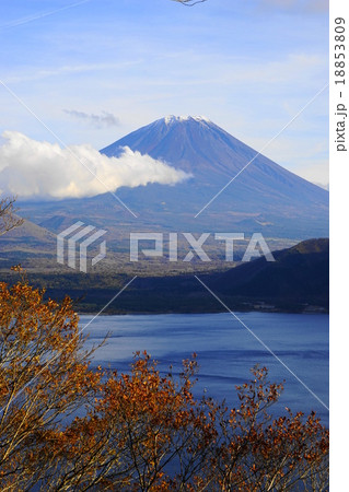 11月富士山1128本栖湖の紅葉・中ノ倉峠展望 18853809