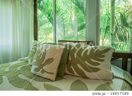 ハワイアン・キルトの寝具 寝室 ハワイアン・キルトの寝具 寝室 18857589