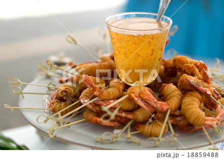 fried shrimp 18859488