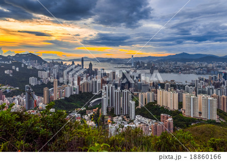 Sunset Cityscape of Hongkong 18860166