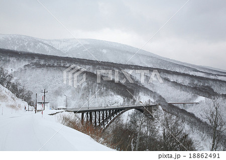 冬の城ヶ倉大橋 18862491