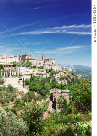 panorama of Gordes 18864267