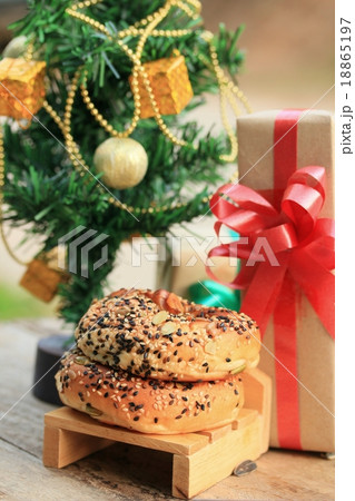 Whole wheat bread yule 18865197