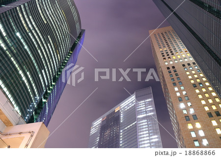 汐留高層ビル夜景 18868866